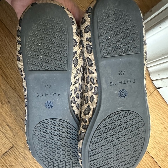 Rothy’s loafer 7.5 leopard - Picture 2 of 3